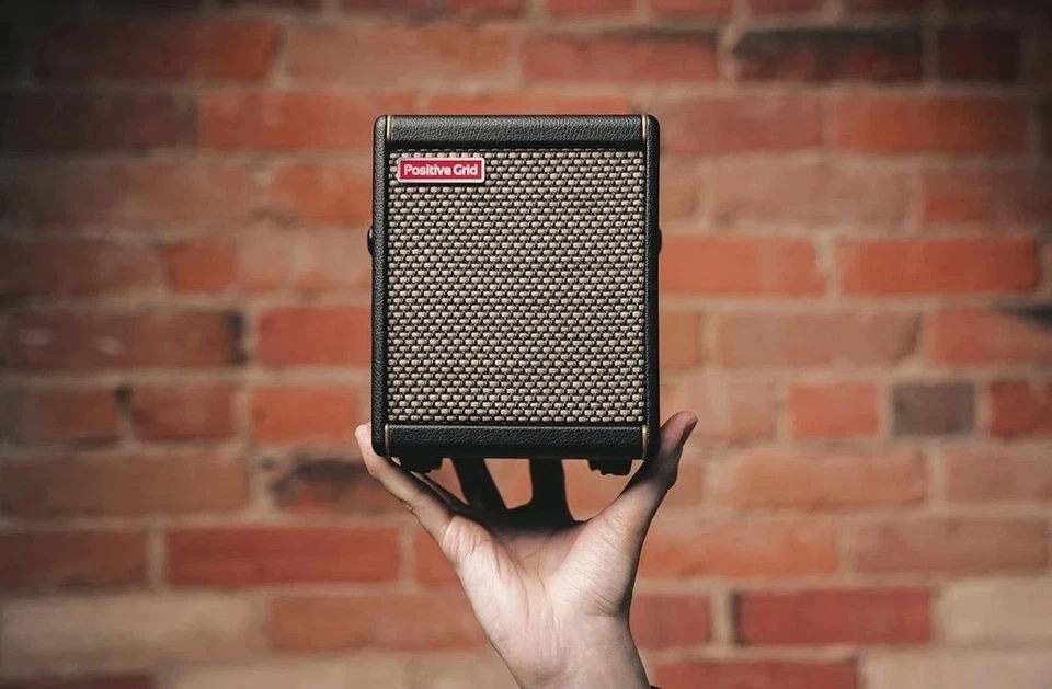 Positive Grid Spark MINI Portable Smart Guitar Amp Bluetooth Speaker Black - Image 2 of 4