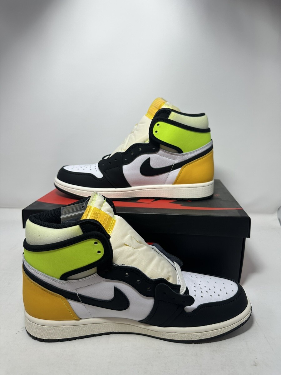 シューズ(男性用) AIRJORDAN1 VOLT 楽天市場】NIKE AIR JORDAN 1 RETRO HIGH OG volt/black-sail