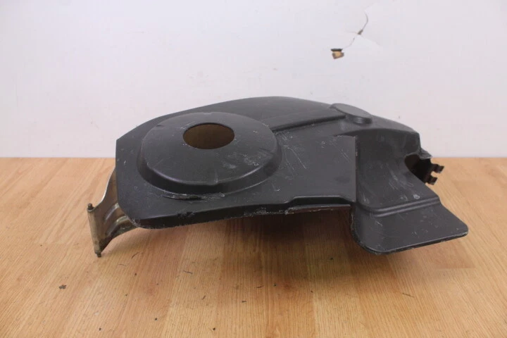 Protector de cubierta de cinturón de embrague Ski-Doo Summit 600 2005 Foto 2 de 4