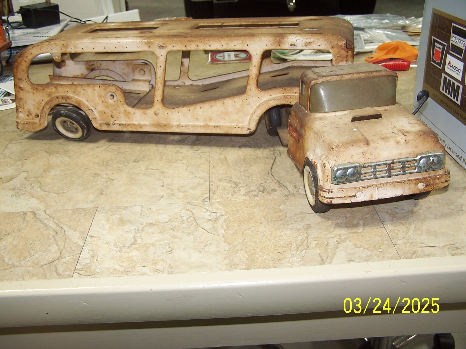Picture 1 of 5