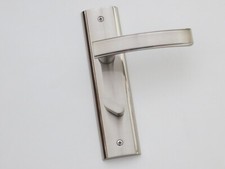 Image of POLISHED CHROME PRIVACY BATHROOM DOOR HANDLE