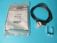 New Carrier Factory Authorized Replacement Parts Temp Act Switch HH 18HA 036