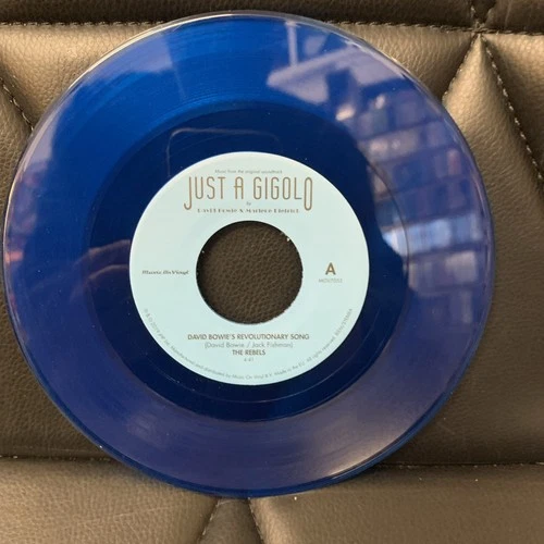 David Bowie Marlene Dietrich 2019 RSD  7 inch blue vinyl. Vinyl MINT / Cover VG