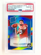 2017 Panini Donruss Optic #177 Patrick Mahomes II Red Yellow Holo Rookie PSA 10