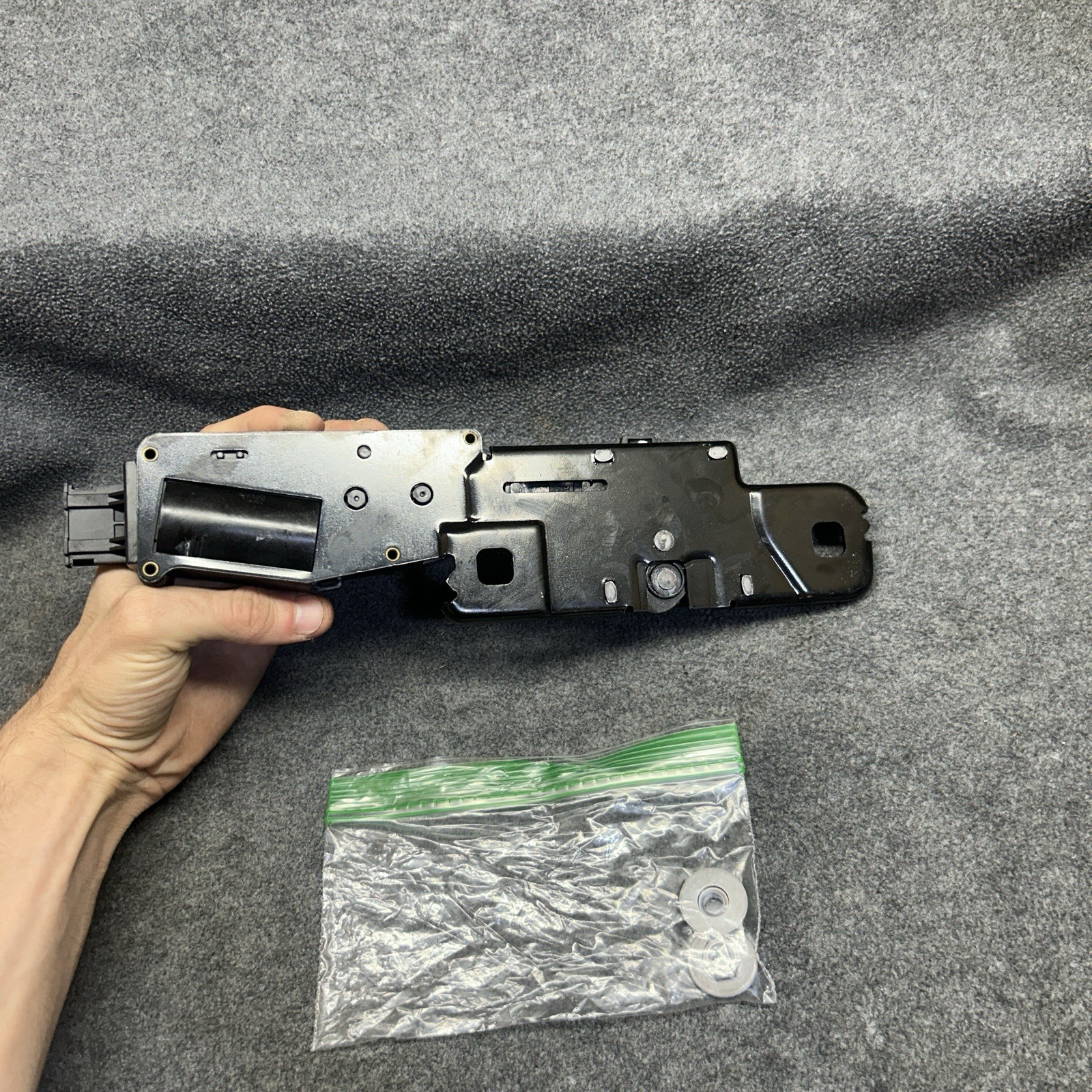 2015 Bentley Continental GT Rear Trunk Lock Release Latch Striker w/ Motor OEM