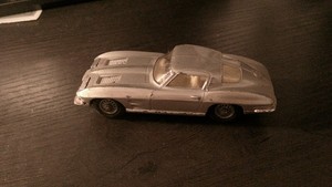 Chevrolet Corvette Stingray 1:43 Corgi Toys (Gebraucht) in Diegten für