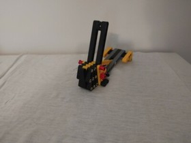 LEGO 8494 POWER RACERS RING OF FIRE RACE CAR 100% COMPLETE WITH MANUAL