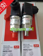 1PC Danfoss pressure sensor AKS3000 060G1051