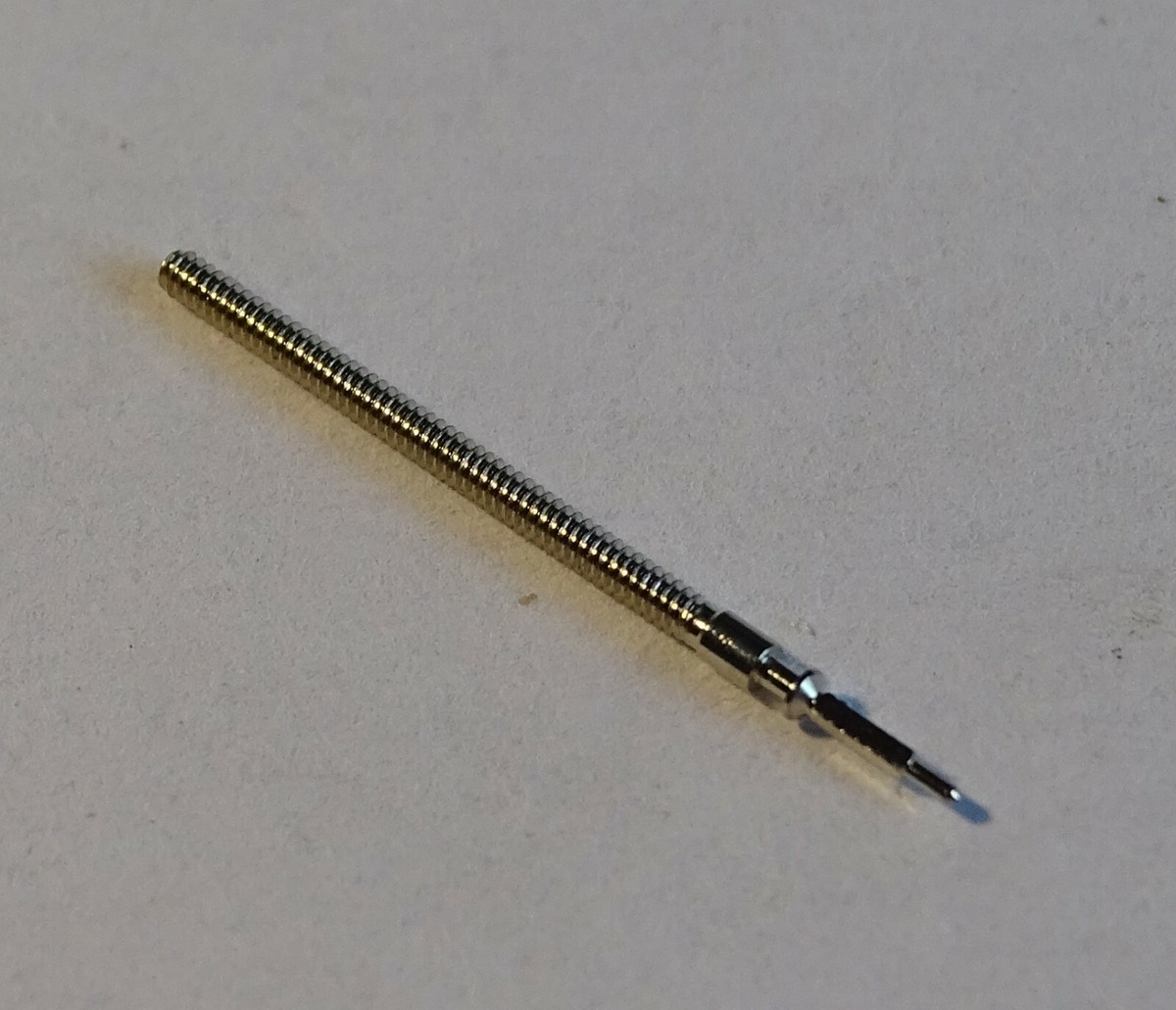 Pièce Horlogerie - Tige De Remontoir Pour Mouvement ISA 369 - Montres De Poche/brac