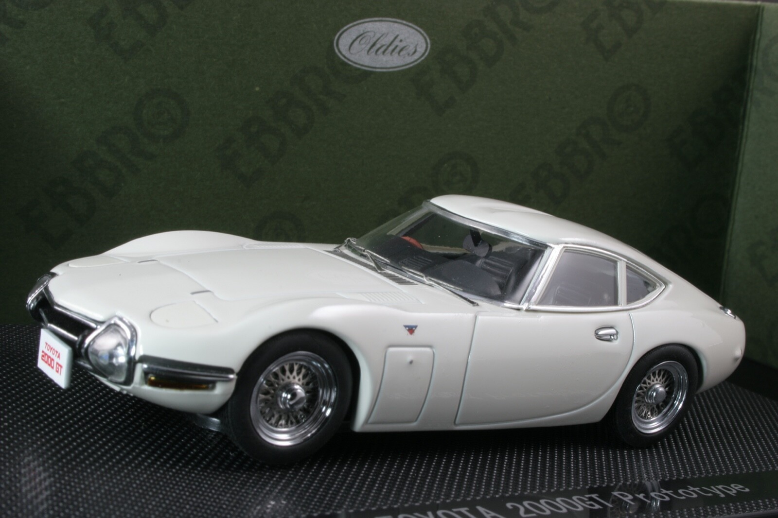 toyota 2000gt diecast