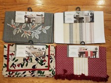 Threshold Christmas Table Runner 14x72  Red Gold Stripe w/ Tassle  NEW NWT