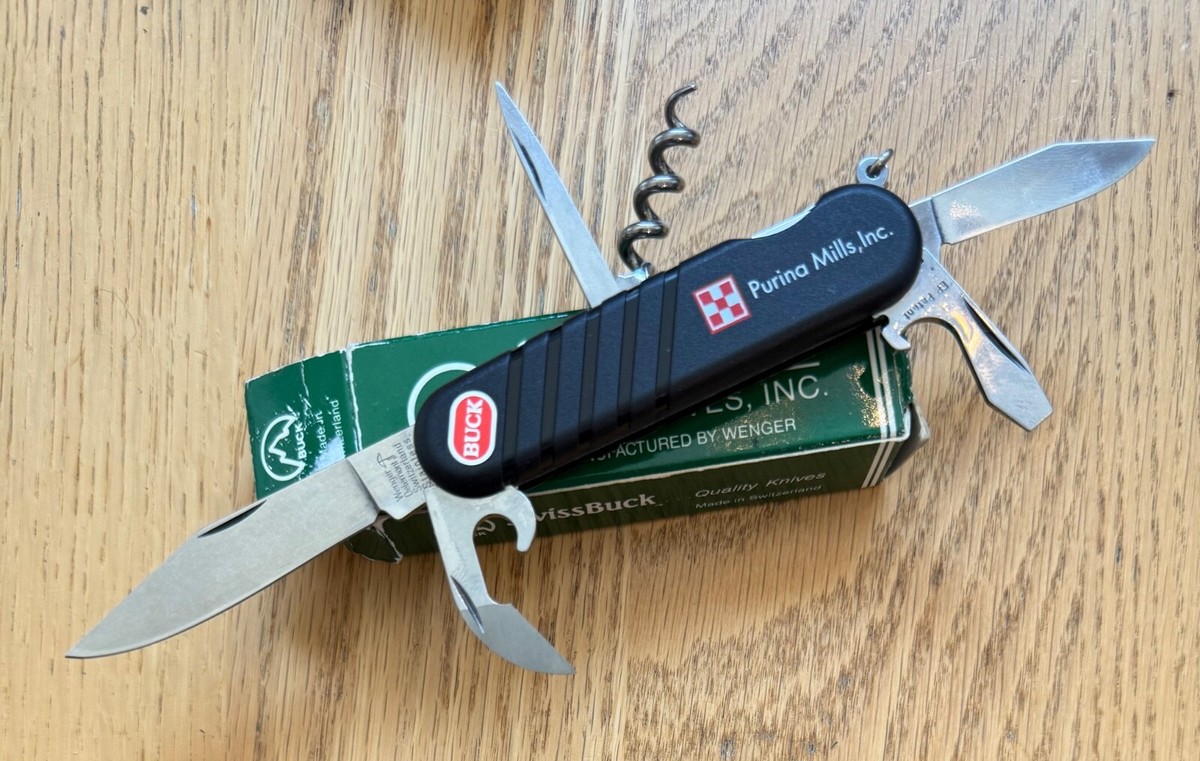 COOL VINTAGE WENGER SWISS SWISSBUCK BUCK PURINA MILLS KNIFE UN