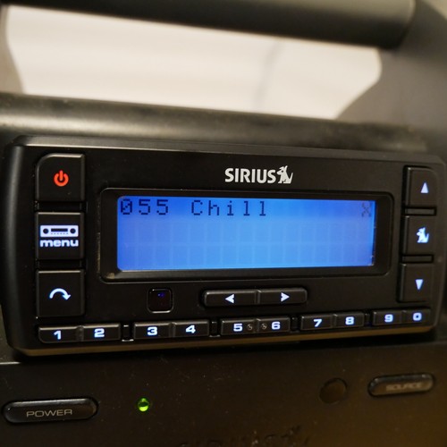 Sirius Receiver SV5 - Activated (Including Howard) - Receiver Only - Picture 3 of 9