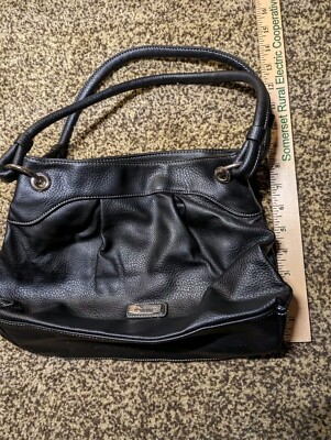 Black Alfred Dunner leather shoulder bag