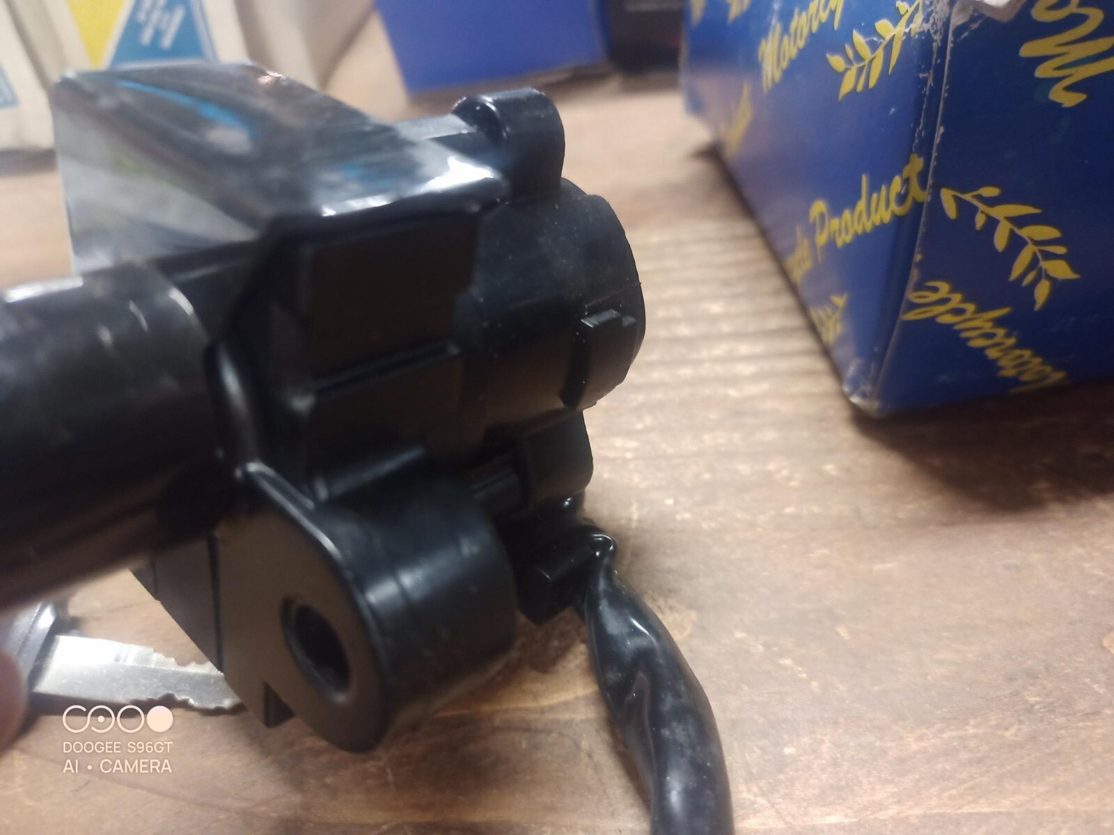 Picture 2 of 4
