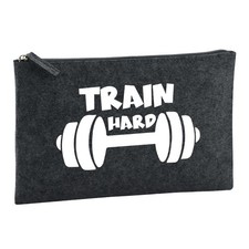 Kulturbeutel Train hard Hantel Geschenkidee Train hard Geschenk Präsent Mitbring