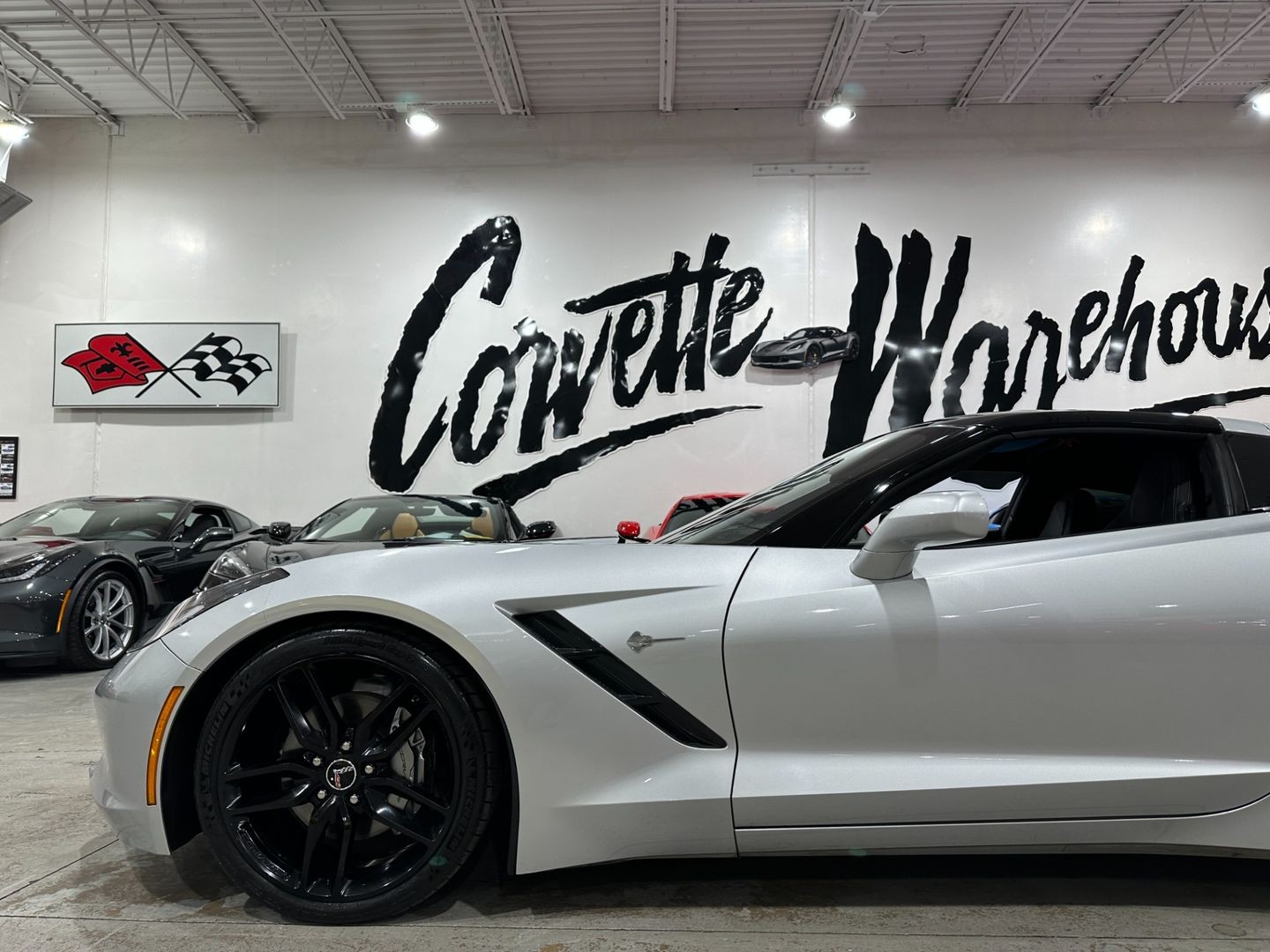 2018 [GAN] Blade Silver Metallic Chevrolet Corvette   | C7 Corvette Photo 7