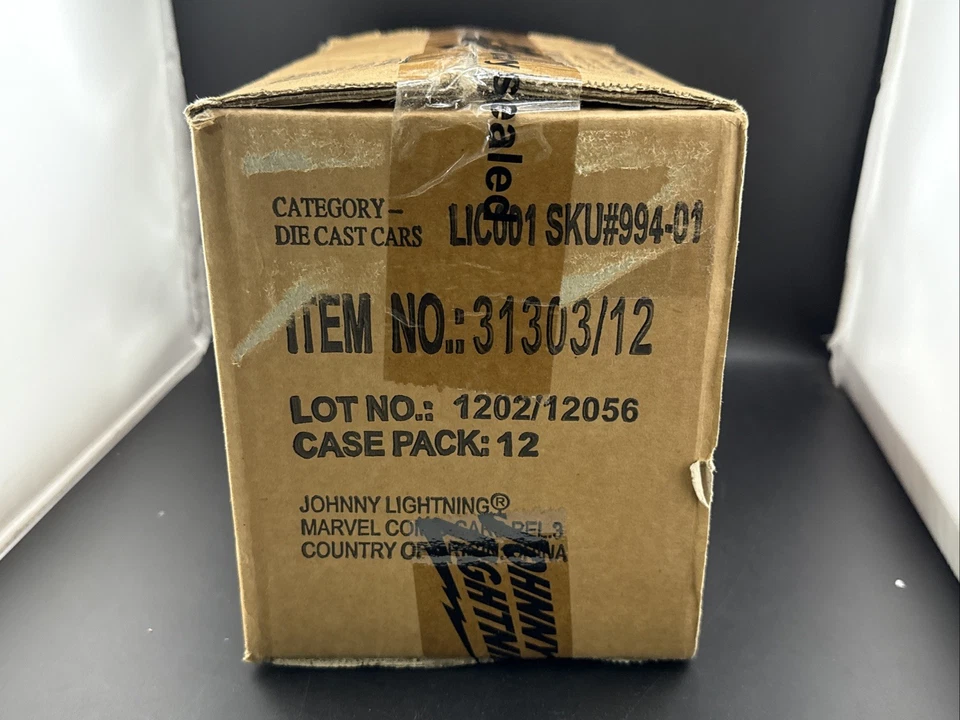 2002 Johnny Lightning Factory SEALED CASE x12 MARVEL COMIC CARS RELEASE 3 31303 - Image 3 of 3