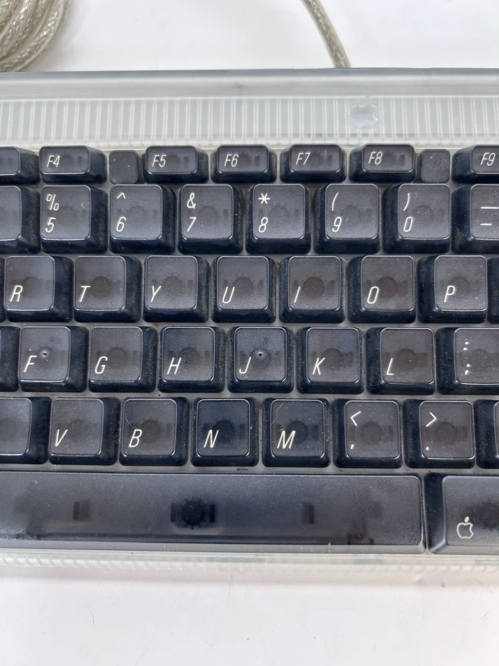 Apple M2452 USB Keyboard M2452 Graphite - Great Condition - LOOK! - Image 4 of 4