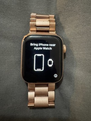 Apple Watch Series 4 44mm Gold Aluminum Case  Leather Band GPS CELLULAR UNLOCKED