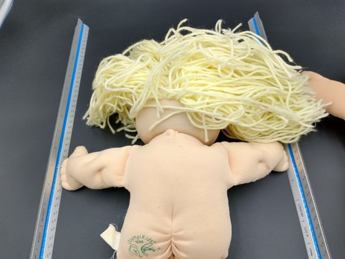 Lot of 2 Vintage Cabbage Patch Dolls w/No Clothes. 96' Olympikids & 1982. #1862 - Picture 6 of 19