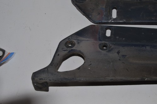 1973 OEM MERCURY COUGAR XR7 COUPE CONVERTIBLE HOOD LATCH SUPPORT BRACKETS - Foto 9 di 15