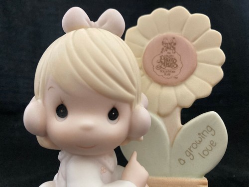 Vintage Precious Moments A Growing Love Figurine with Box - Picture 6 of 11