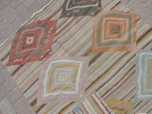 3x5 ft Small Striped kilim rug - rugs for living room - Picture 8 of 10