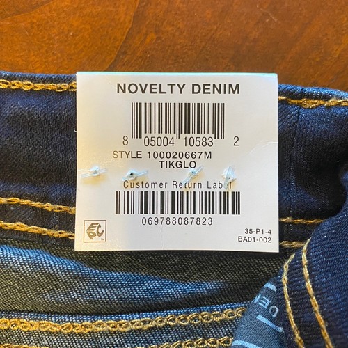 INC Women’s Curvy Fit Blue Denim Shorts Mid Rise - Size 8 - Picture 2 of 7
