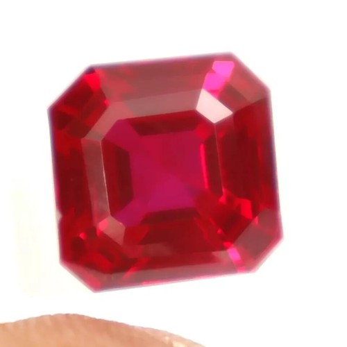 Untreated 11.00 Ct Natural Mozambique Red Ruby Gemstone GIE Certified 1554 - Picture 4 of 7