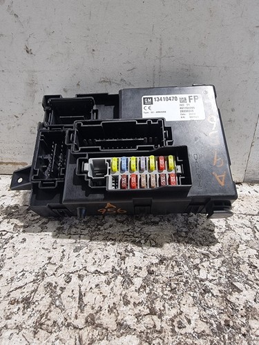 Vauxhall Meriva BCM Body Control Module Unit 1.3 CDTi Diesel 2012 MK2 13410470 - Picture 13 of 14