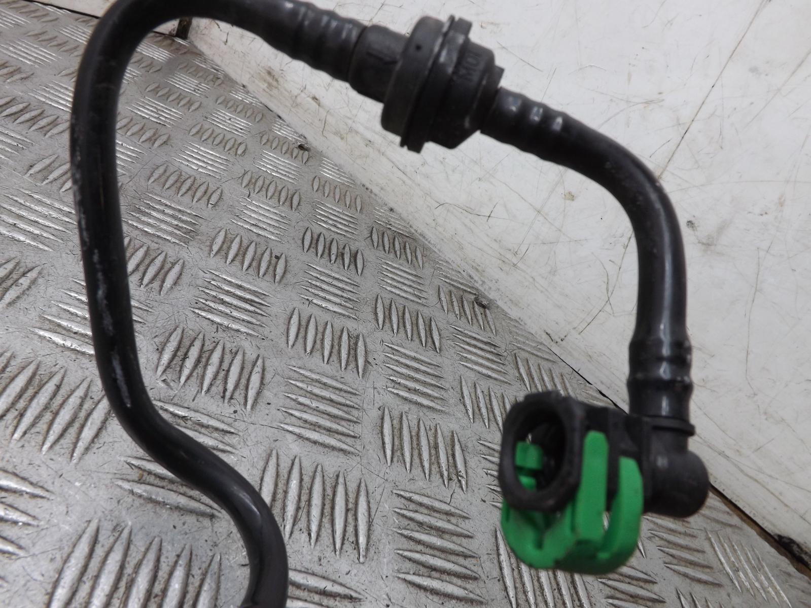 Ford Fiesta Pcv Fuel Injection Valve 2 Pin Plug Mk7 1.0 Petrol 2008