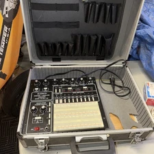 Elenco Digital/Analog Trainer Model No. XK550 With Case