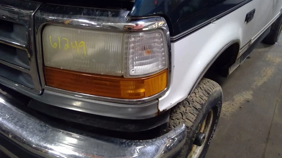 (LOCAL PICKUP ONLY) Fuel Tank Under Super Cab 139" Wb Fits 93-95 FORD F150 PICKU Foto 3 de 4