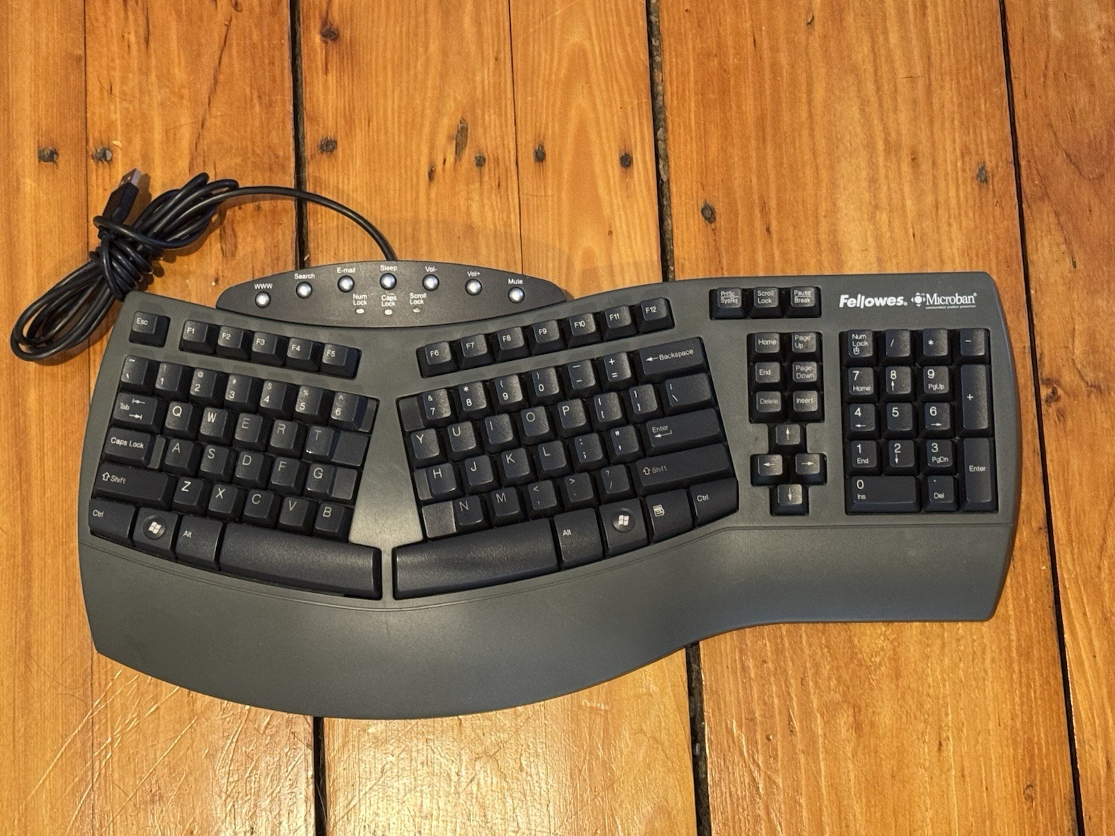 Fellowes Microban Ergonomic USB Keyboard KU-9938 Tested Working