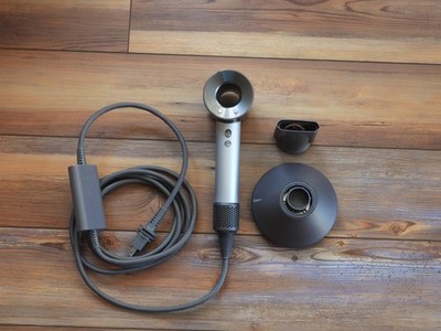 Dyson Supersonic Hair Dryer Professiona HD04 Silver/Nickel + Diffuser, Smoother