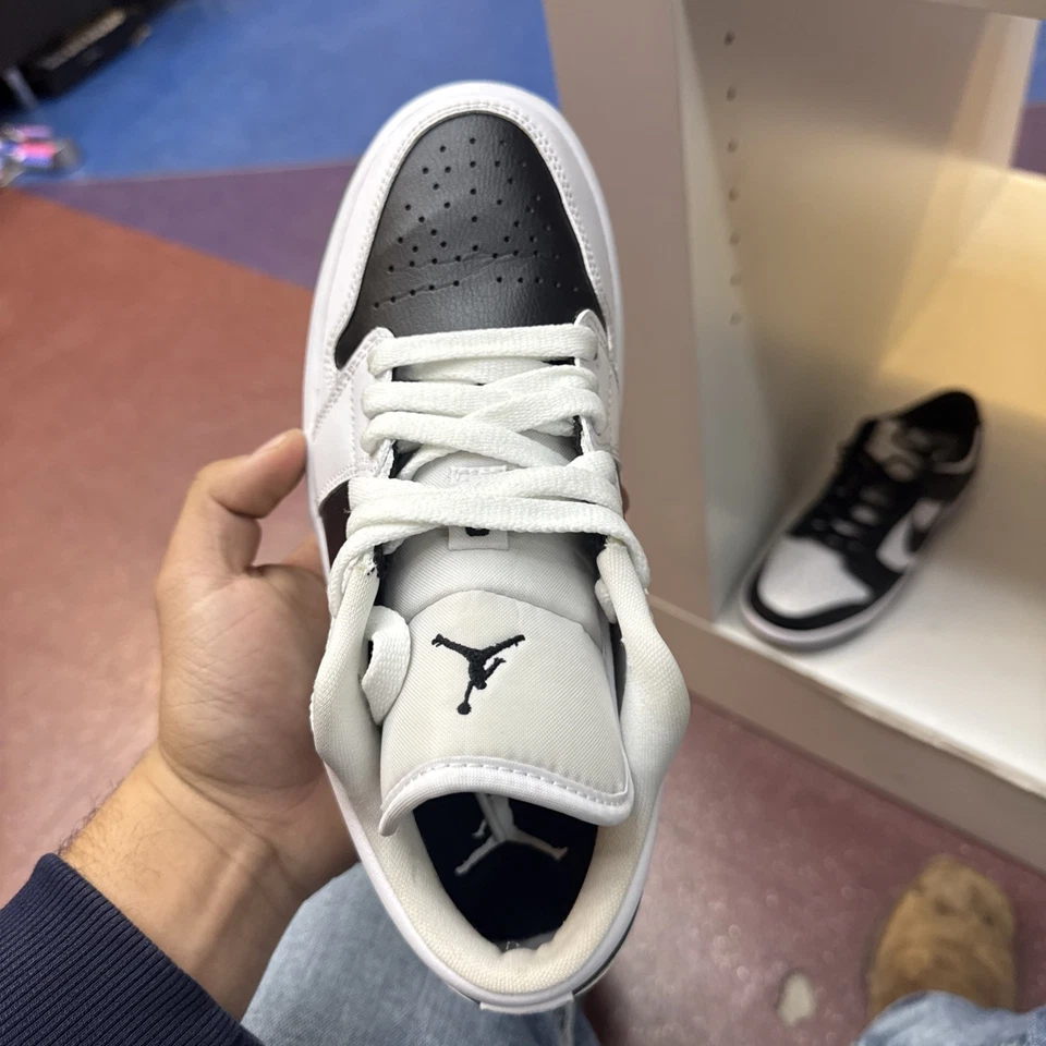 Jordan 1 Low Panda 6,5 W Foto 3 de 4