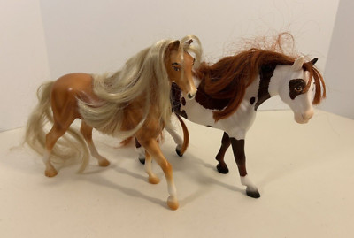 Breyer Spirit Riding Free CHICA LINDA & BOOMERANG Lot of 2 Brushable Hair Horses
