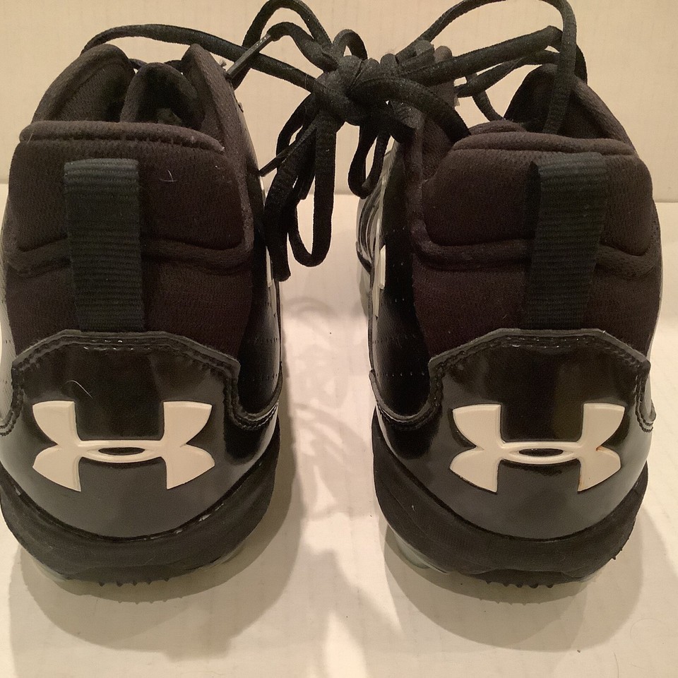 Men’s Black UNDER ARMOUR YYIIS1 Cleats Shoe Size 13 New Without Tags