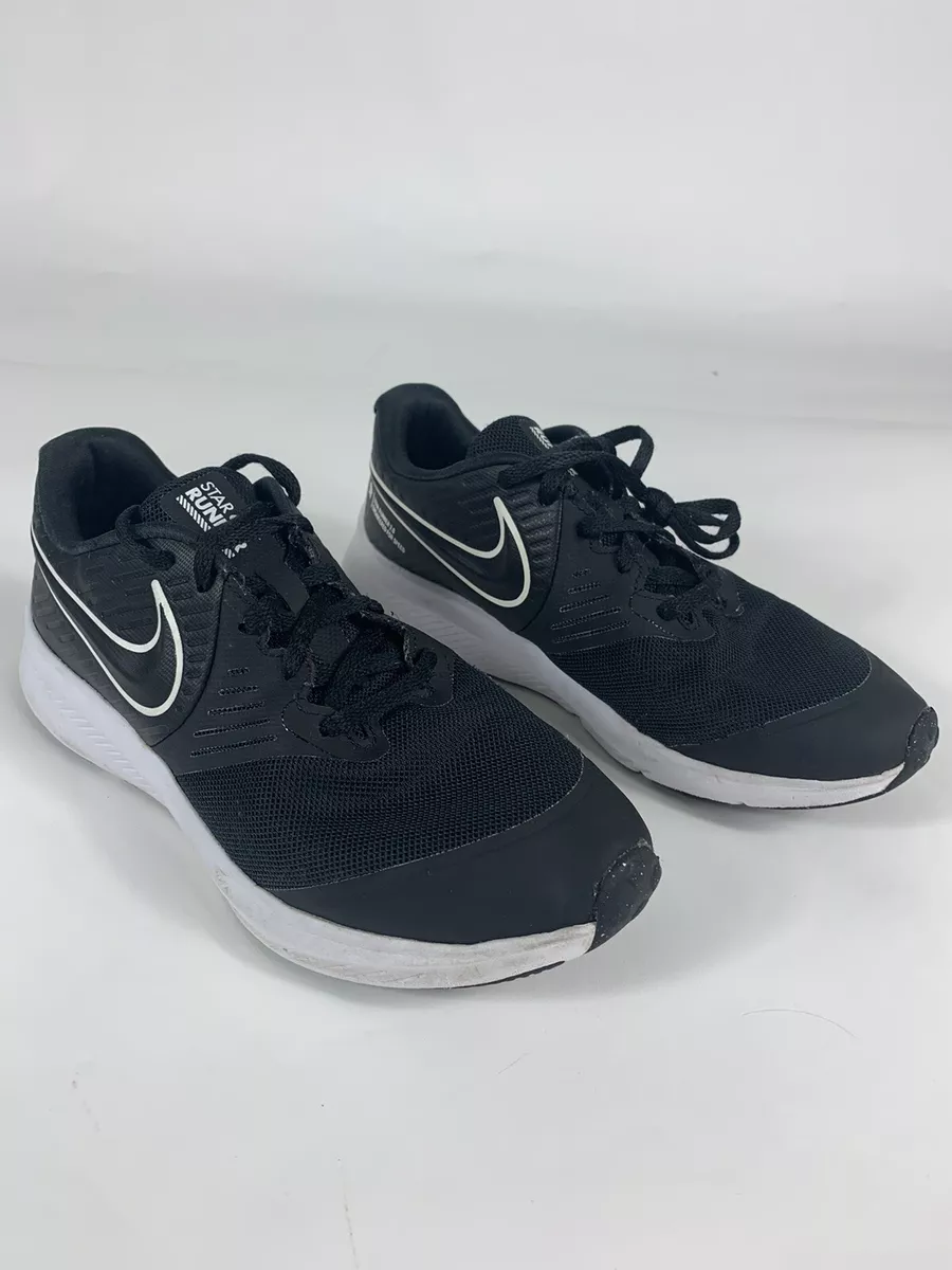 Nike Star Runner Woman s Size 6 Black Running Sneakers 457