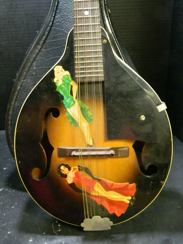 Антикварная мандолина Gibson Kalamazoo A1 с выгнутой верхней декой с отверстиями и оригинальным чехлом в очень хорошем состоянии - Изображение 4 из 4