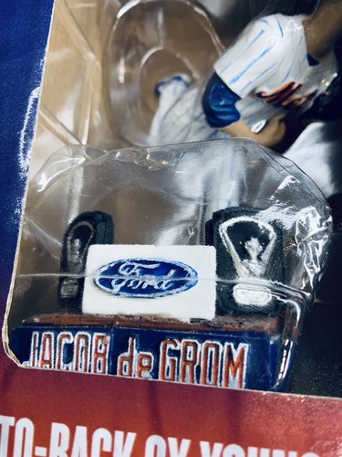 Jacob DeGrom Back To Back NL Cy Young Back To Back Bobble Head Figure - Error - Picture 3 of 7