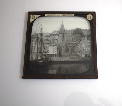 Photo GUERNSEY ST PETERS PORT TOWN CHURCH Magic Lantern Slide 1895 OLD ANTIQUE - Picture 2 of 5