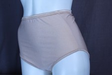 Vanity Fair Women's Illumination Brief Panty Size 7 Large