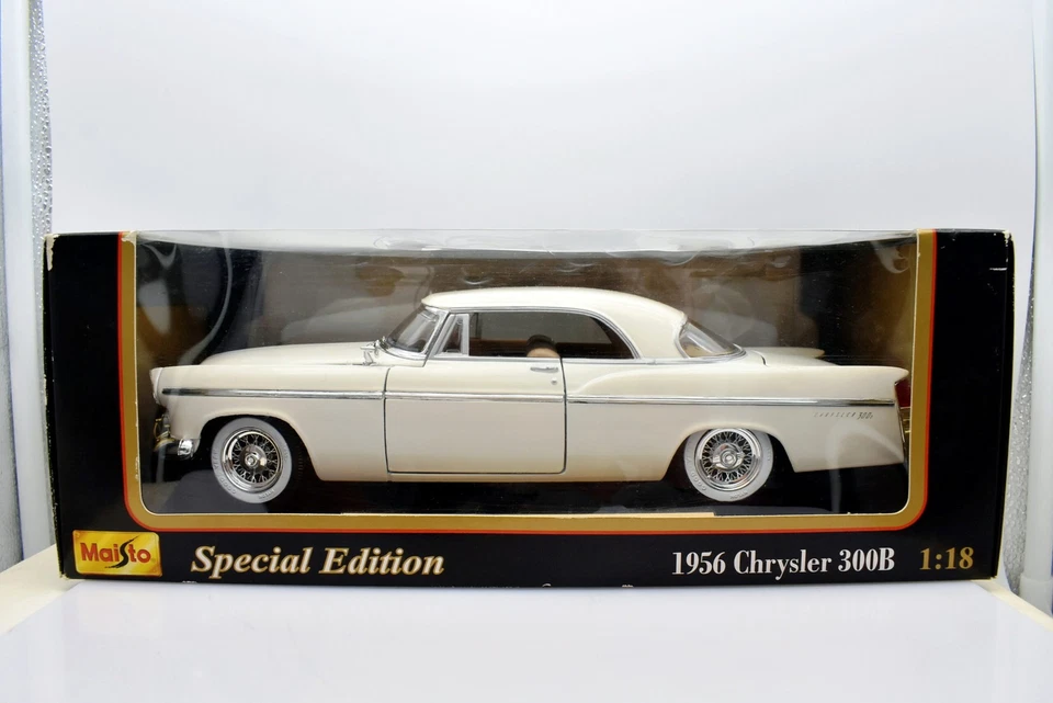 Modellini auto americane scala 1:18 Chrysler 300B diecast modellismo statico car - Immagine 2 di 4