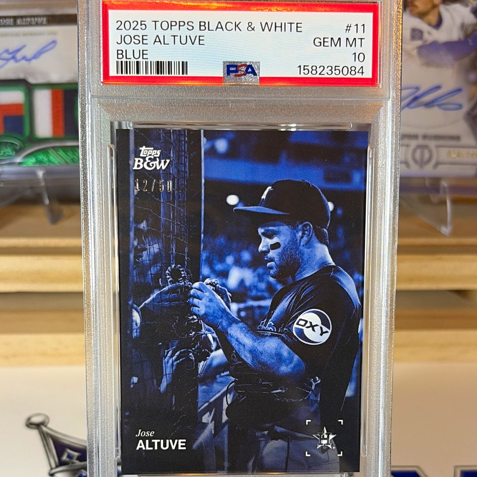 Topps Black & White 2025 Jose Altuve Astros Blue /50 #011 PSA 10 158235084 view 1