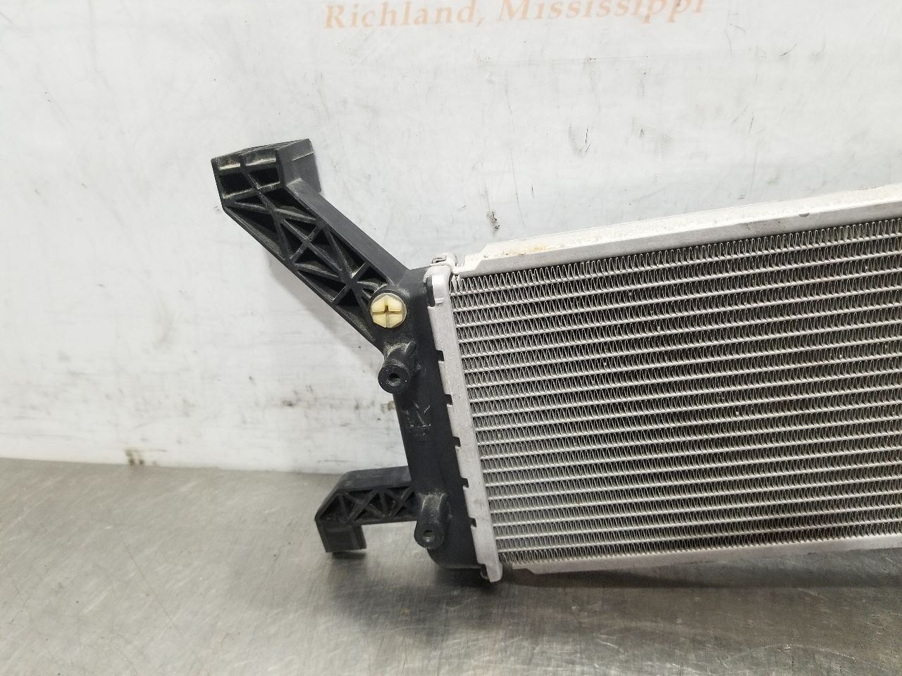 20 2020 MASERATI LEVANTE SQ4 GRANSPORT 3.0L SECONDARY RADIATOR 670103891