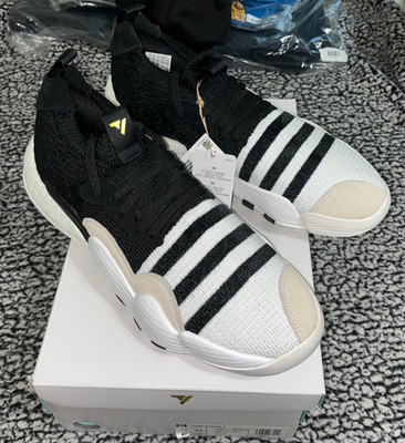 Adidas Trae Young 2 Mens Shoe Size 11 NEW Black/White w/Box