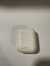 Apple AirPods 1st Generation In-Ear Headsets with Charging Case - White