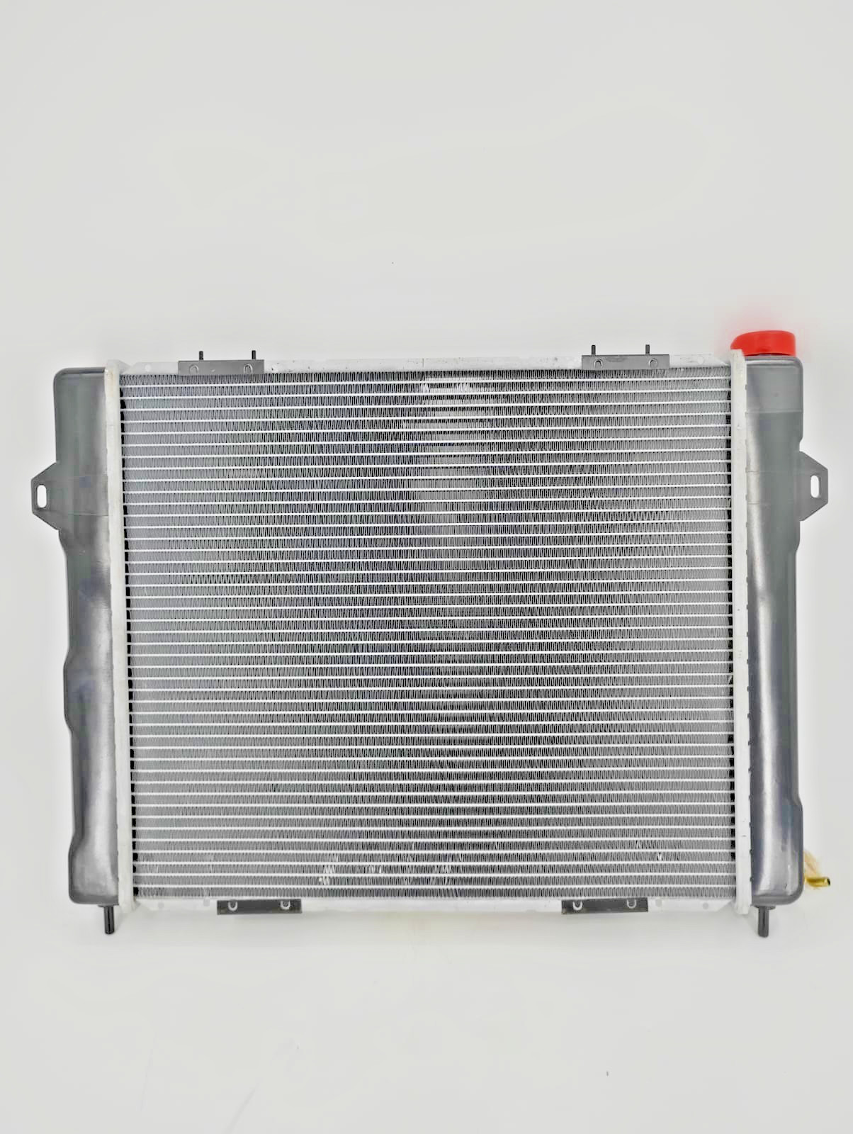 Spectra Premium CU1396 Radiator Jeep Grand Cherokee 4.0L I6 1993-1998 AT